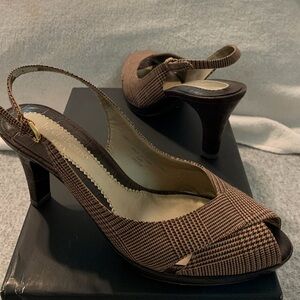 Liz Claiborne Flex Slingback